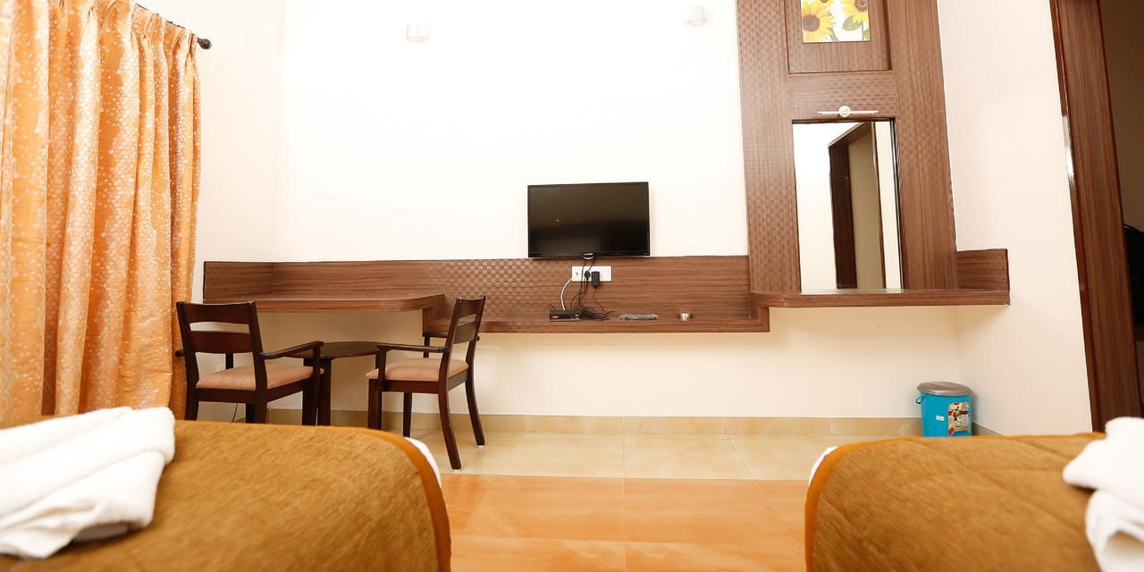Silverline Retreat Hotel Коли Хилс Екстериор снимка